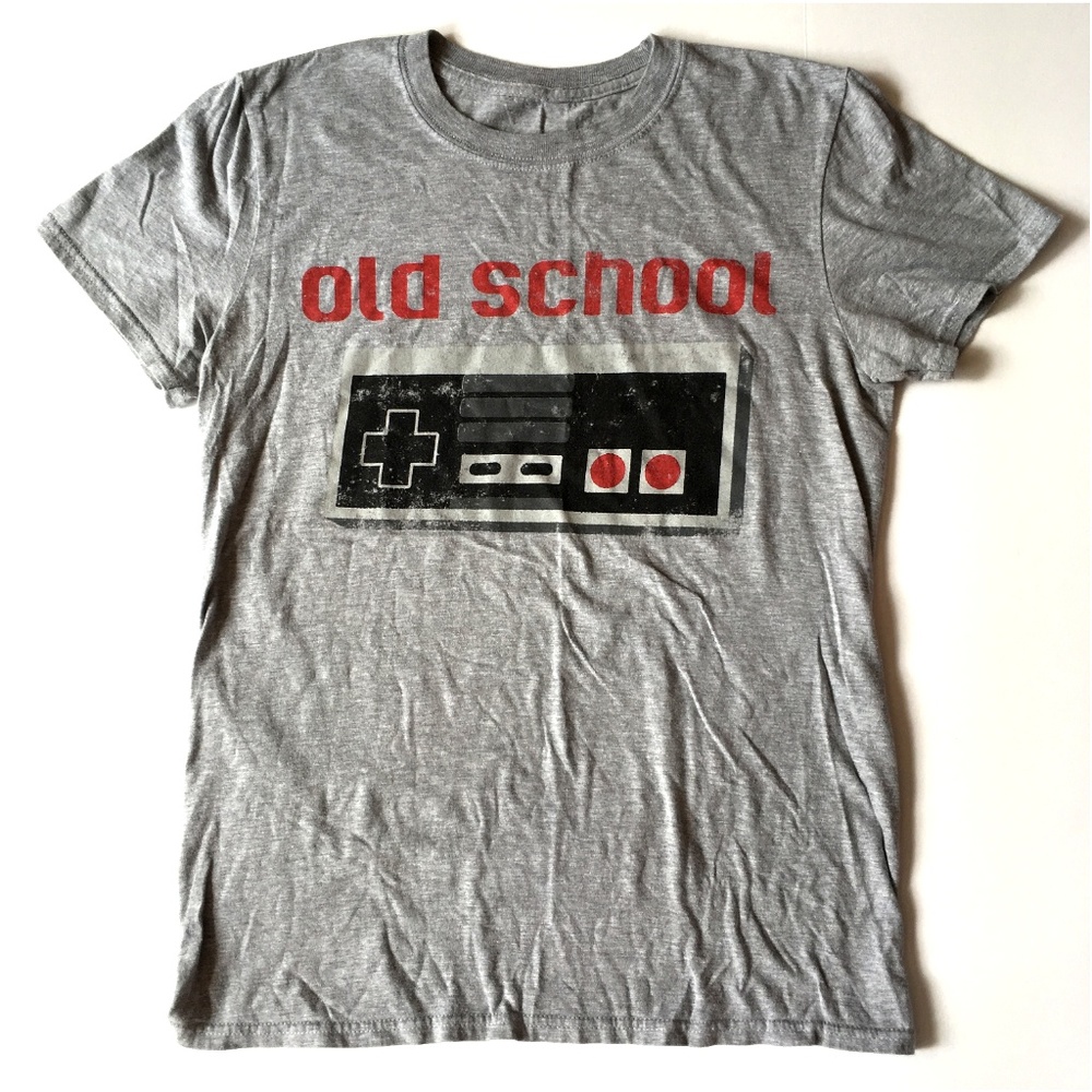 *$3/$30* tee luv Old School Nintendo Graphic Tee - Picture 1 of 4